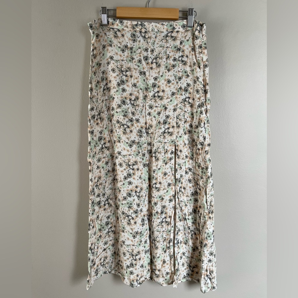 H&M Floral Midi Skirt